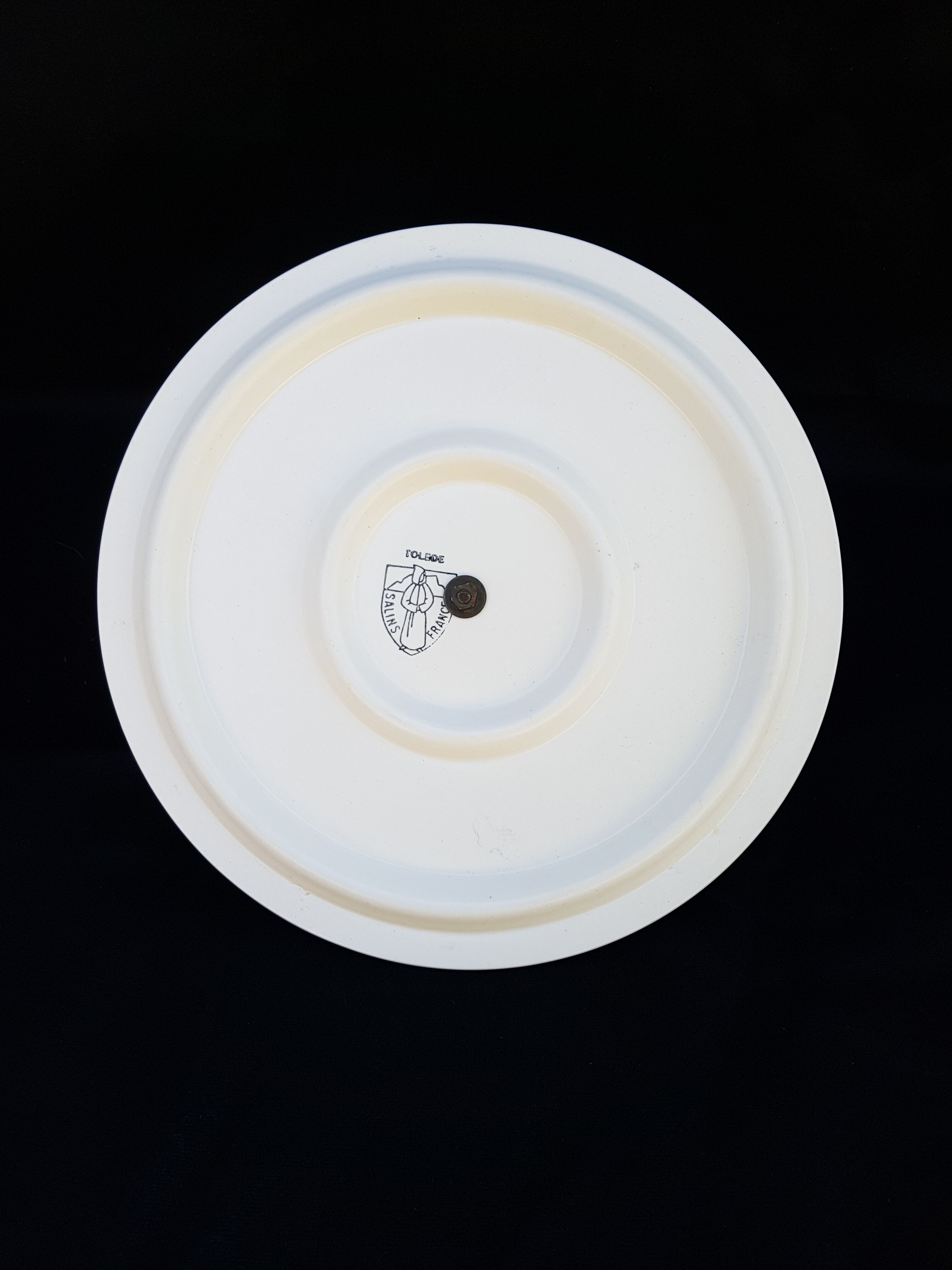 Ceramic tray, salt factory baths.
