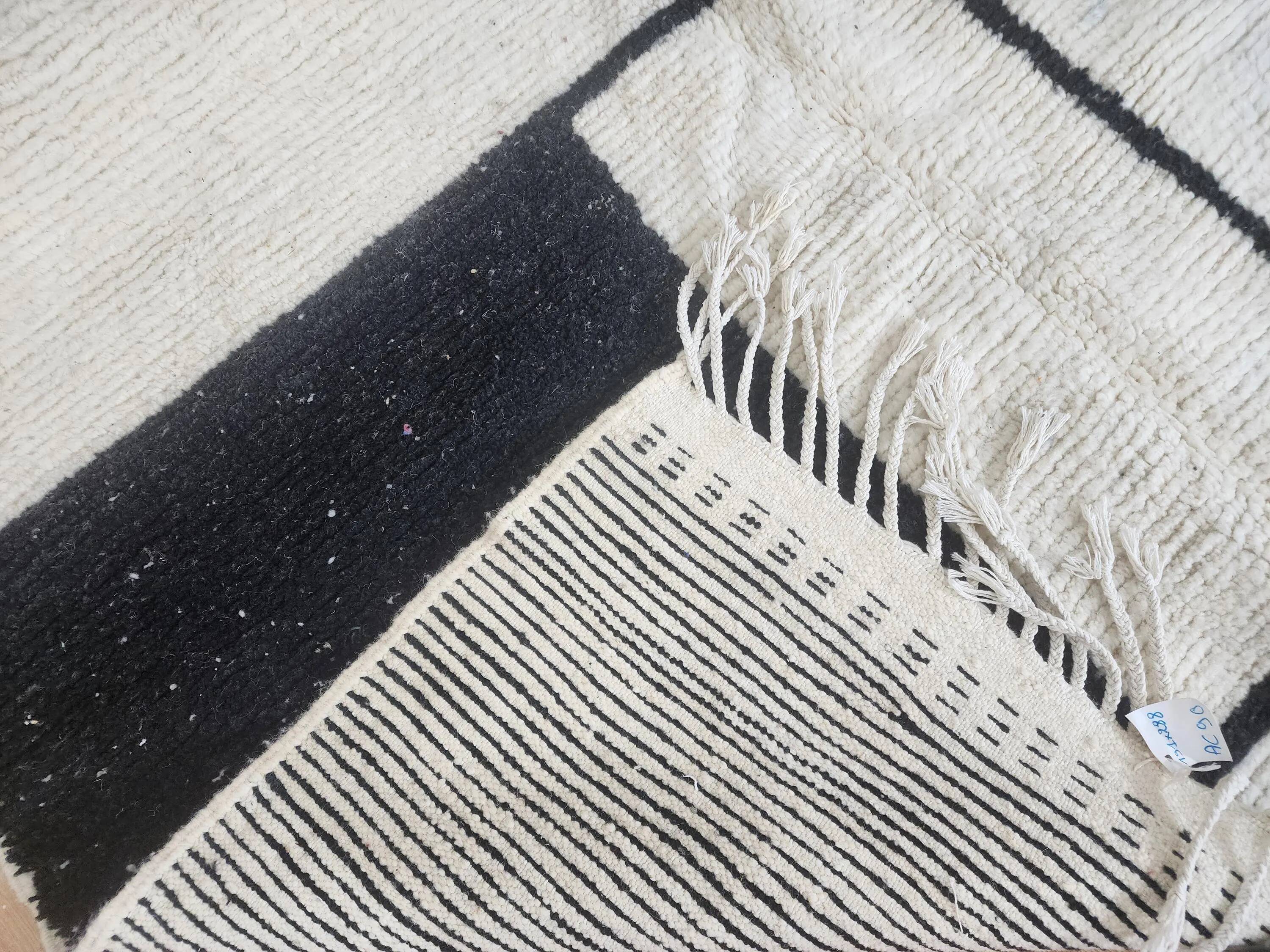 Handwoven Berber rug 3x2 m