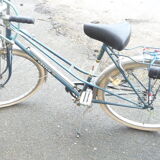 vintage women's bike