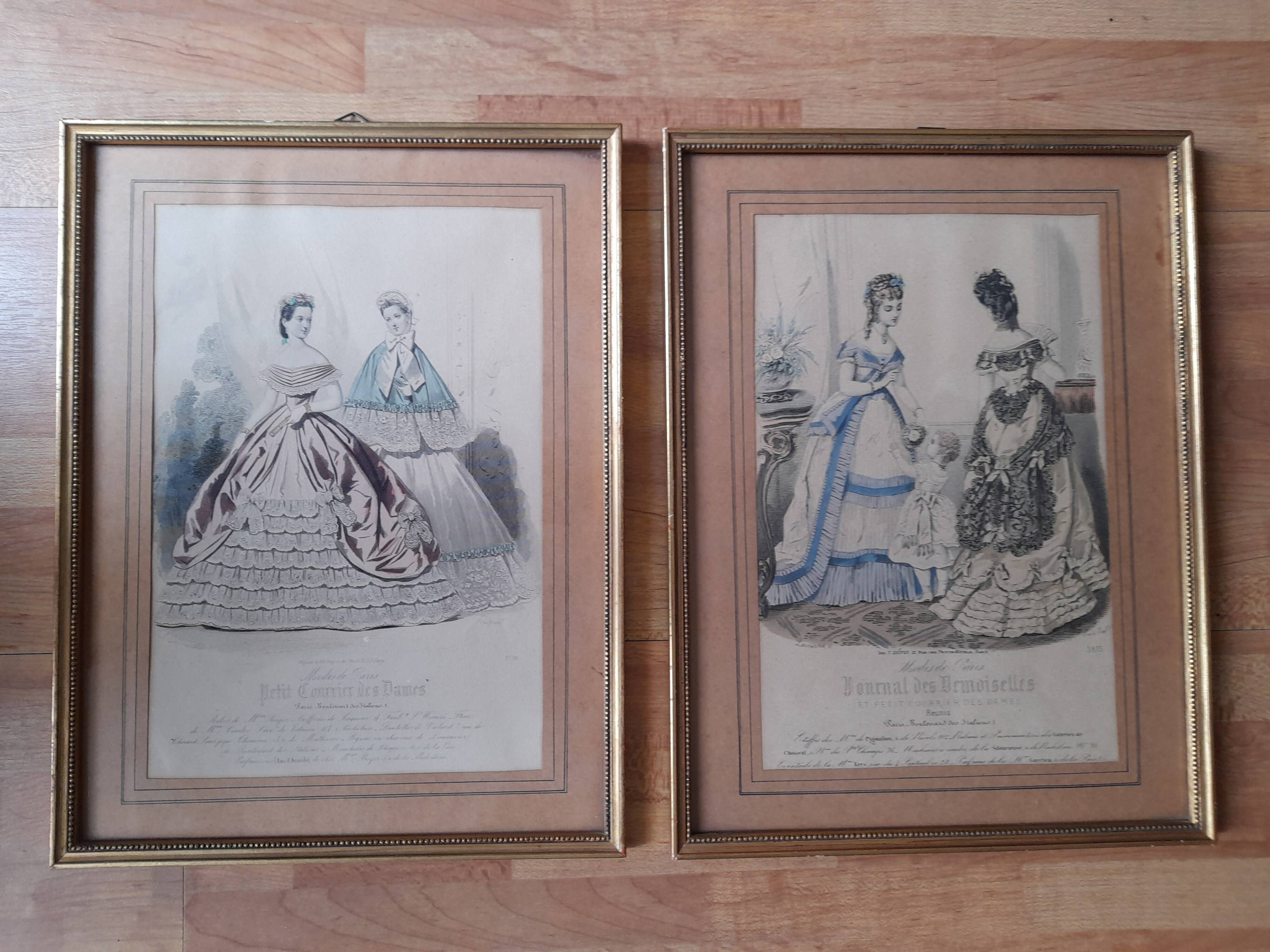 Set of 2 golden frames old engraving "Petit courier des Dames" "journal des Demoiselles"