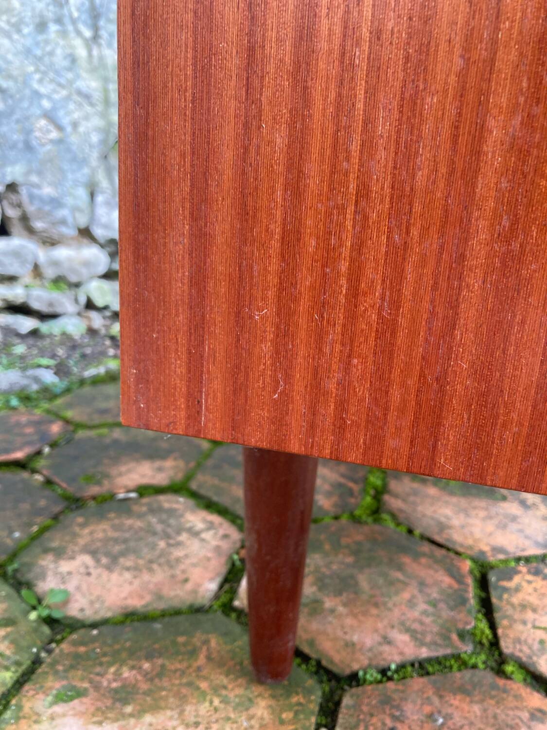 Vintage 1960s chest of drawers