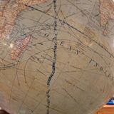 Globe terrestre (1 mm = 20 km)