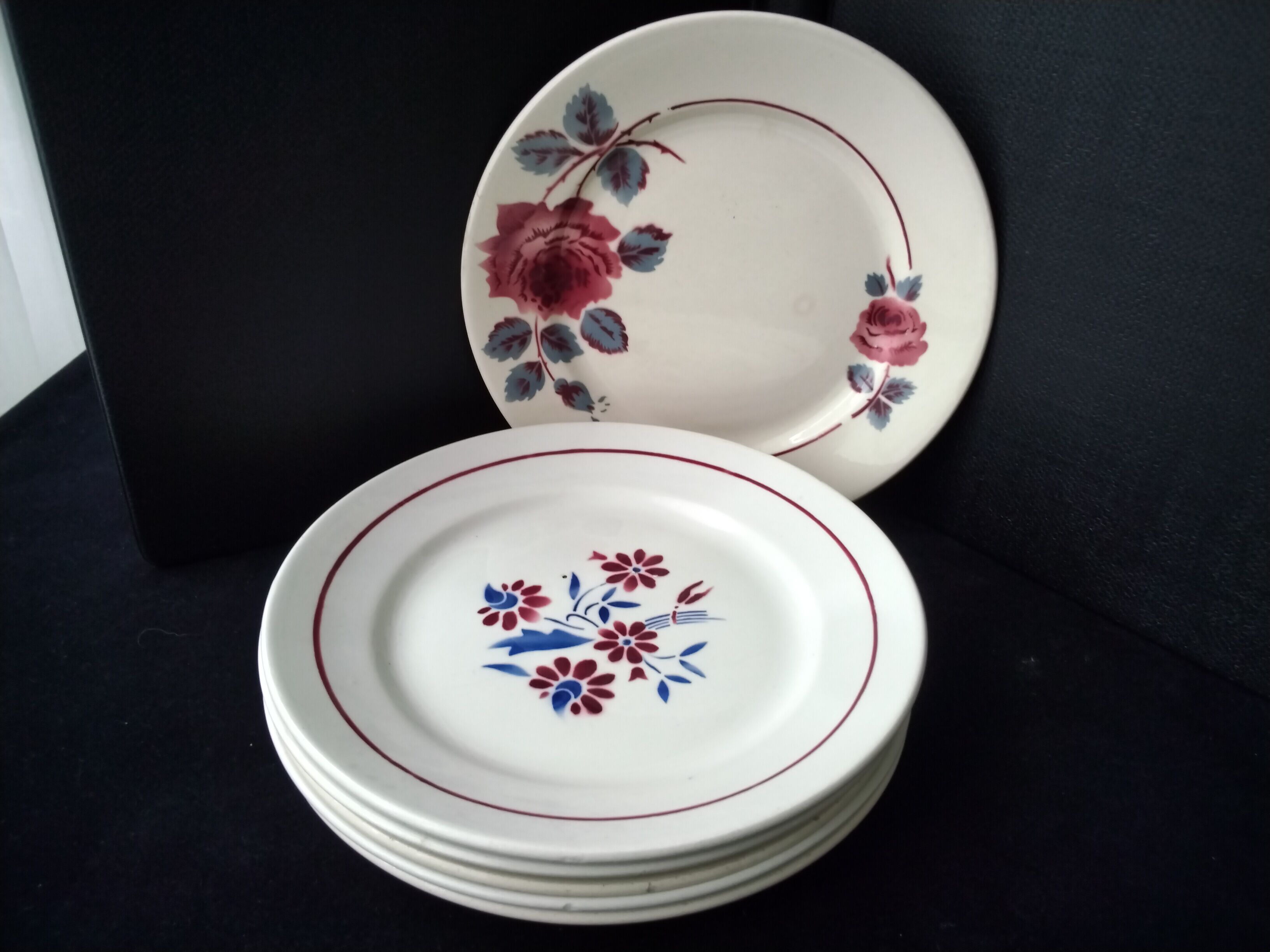 6 Badonviller and Lunéville mismatched dessert plates