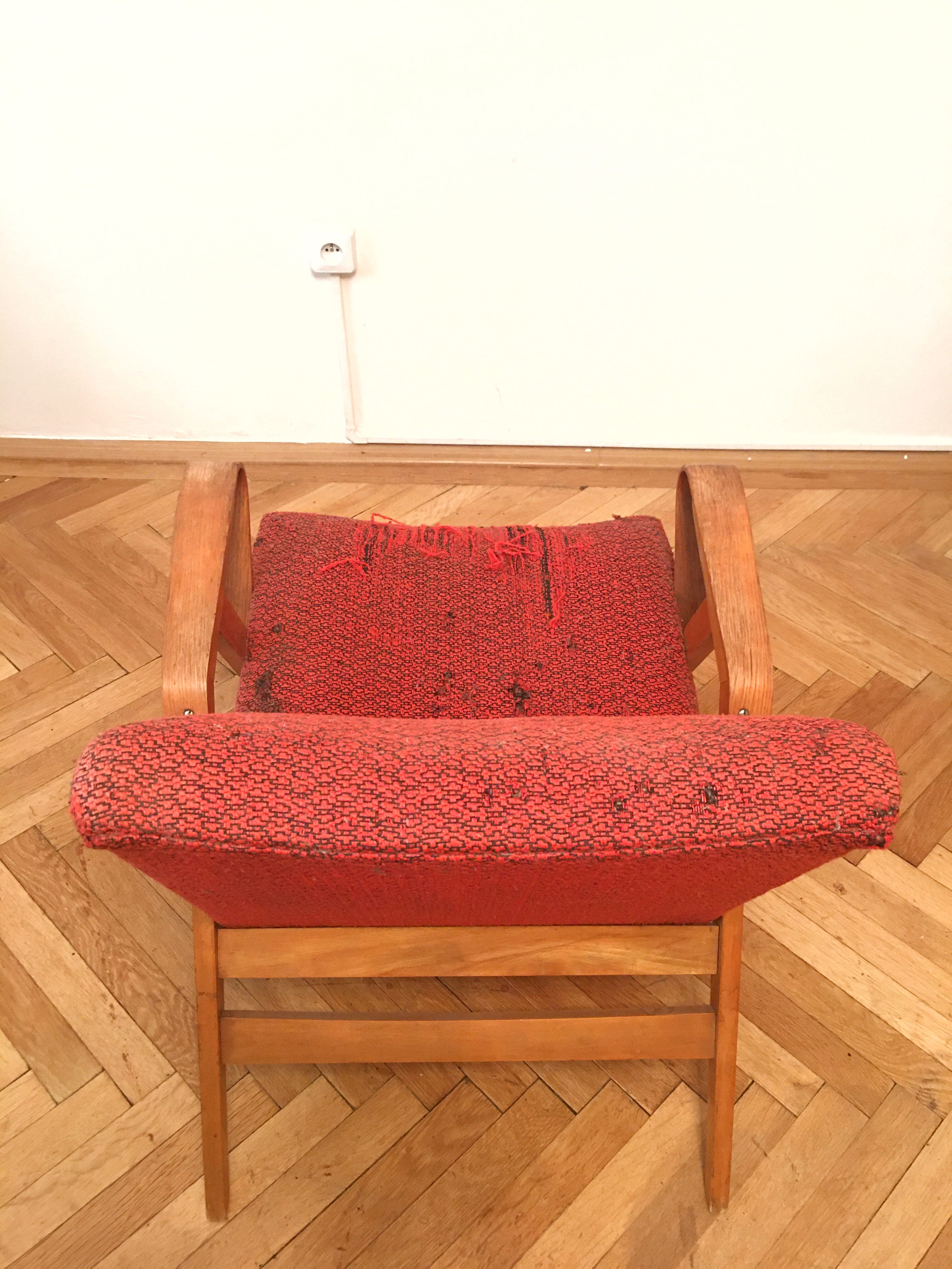 Fauteuils rouges par Frantisek Jirak Tatra Nabytok Pravenec – Design célèbre des années 60 - PAIR