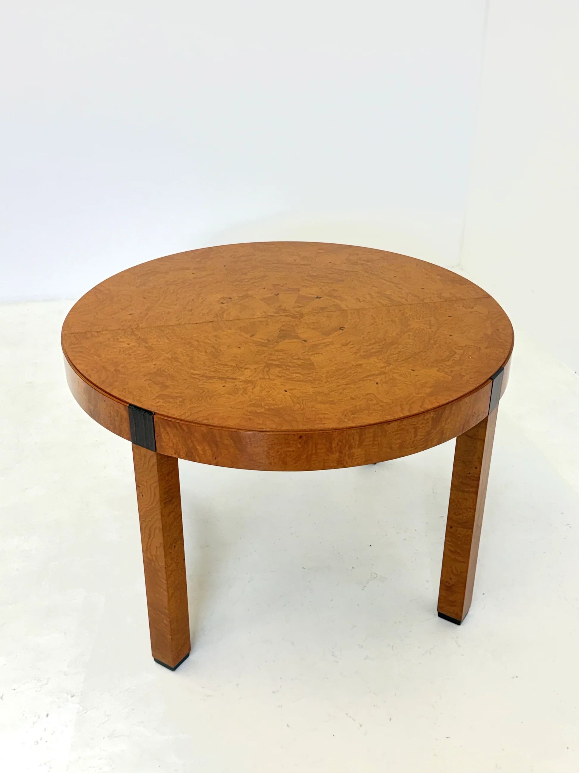 Vintage burl wood round dining table by Grange