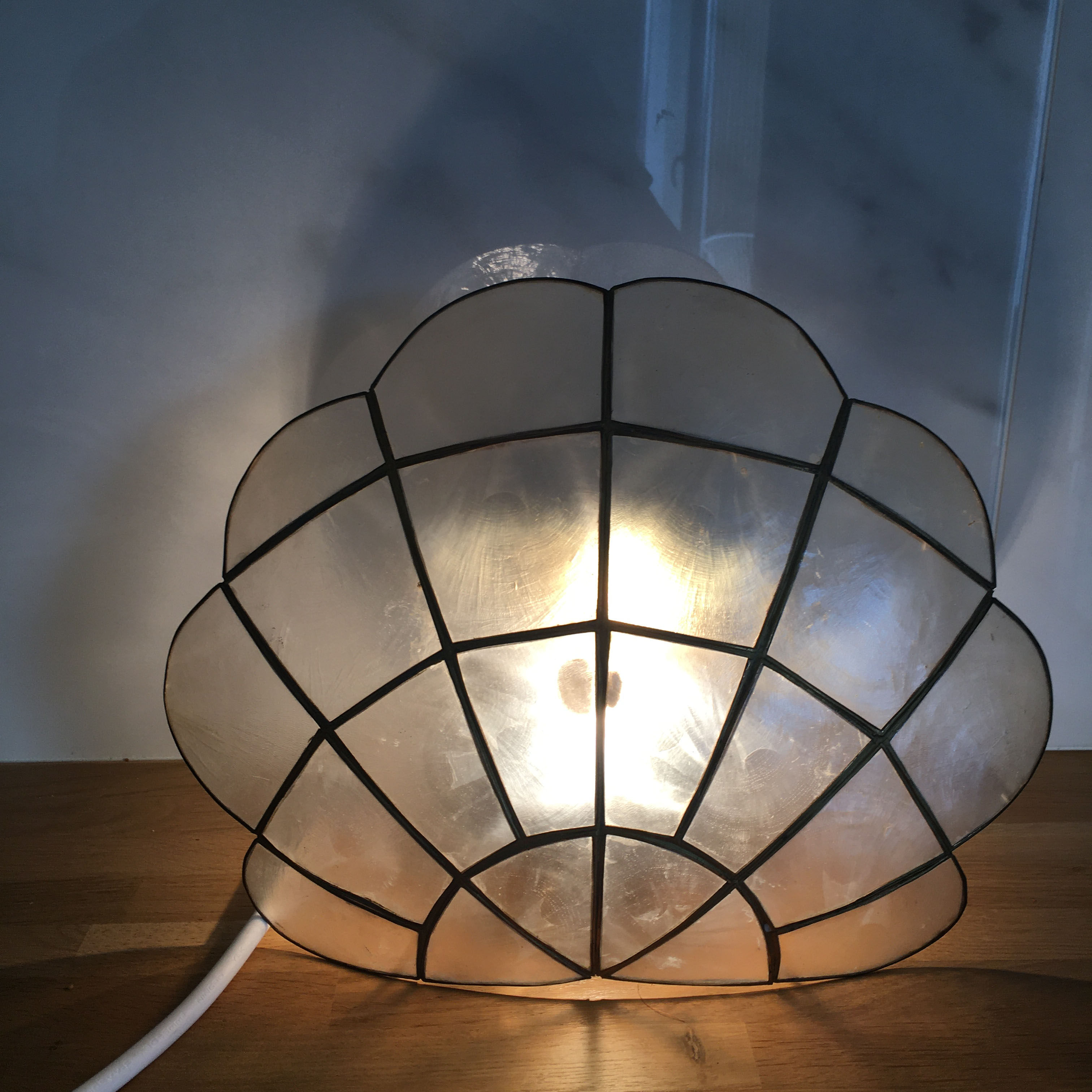 Vintage mother-of-pearl shell sconce