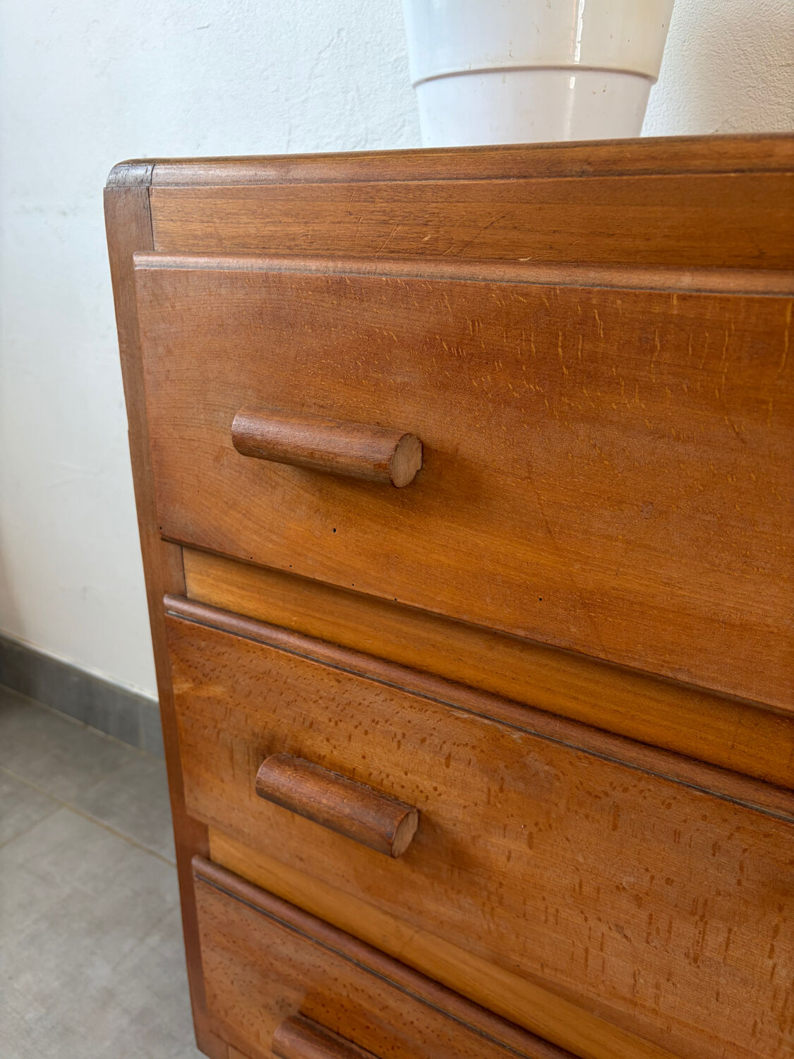 Vintage oak chest of drawers