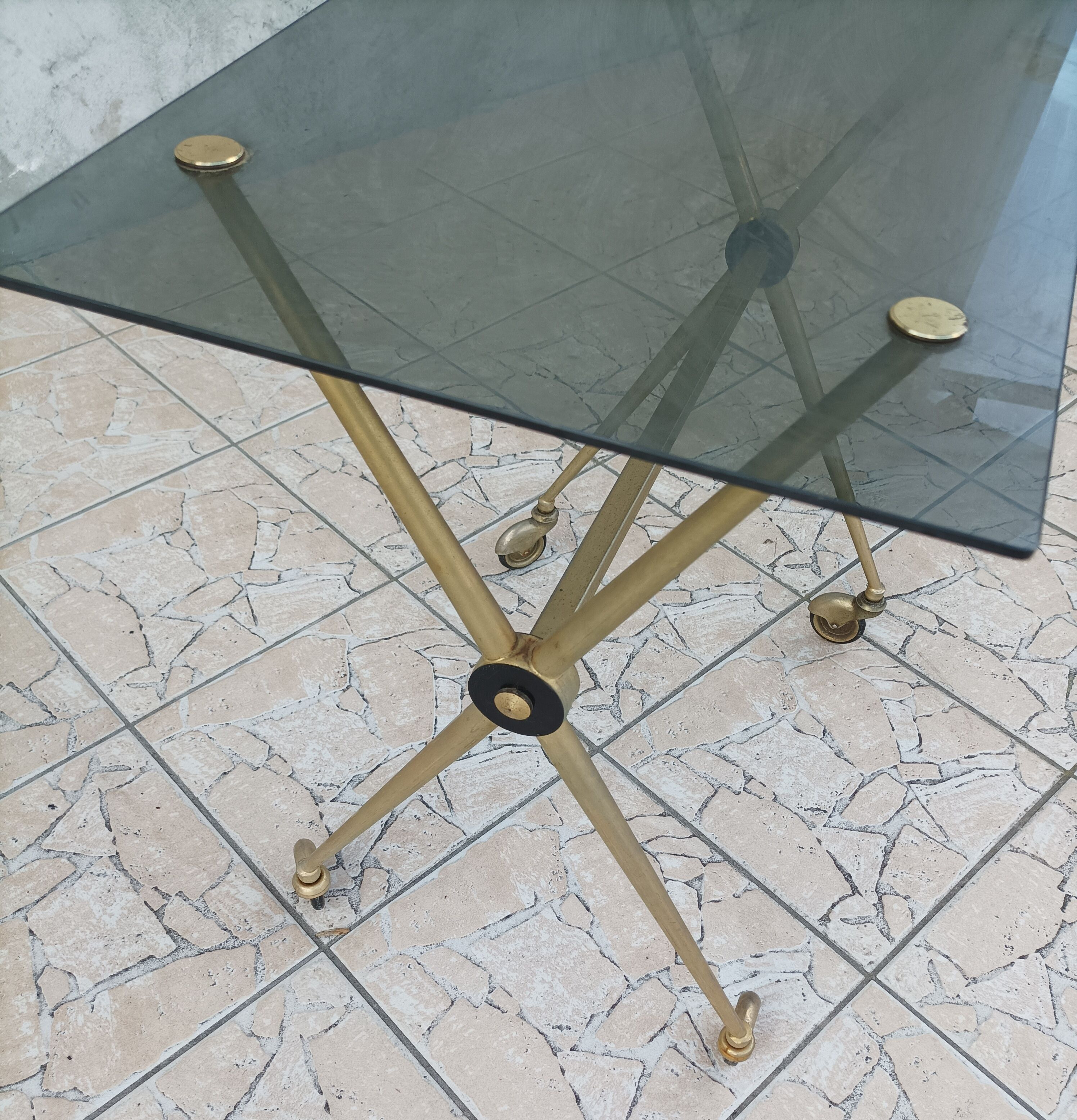 Vintage serving tray in brass and smoked glass 1960