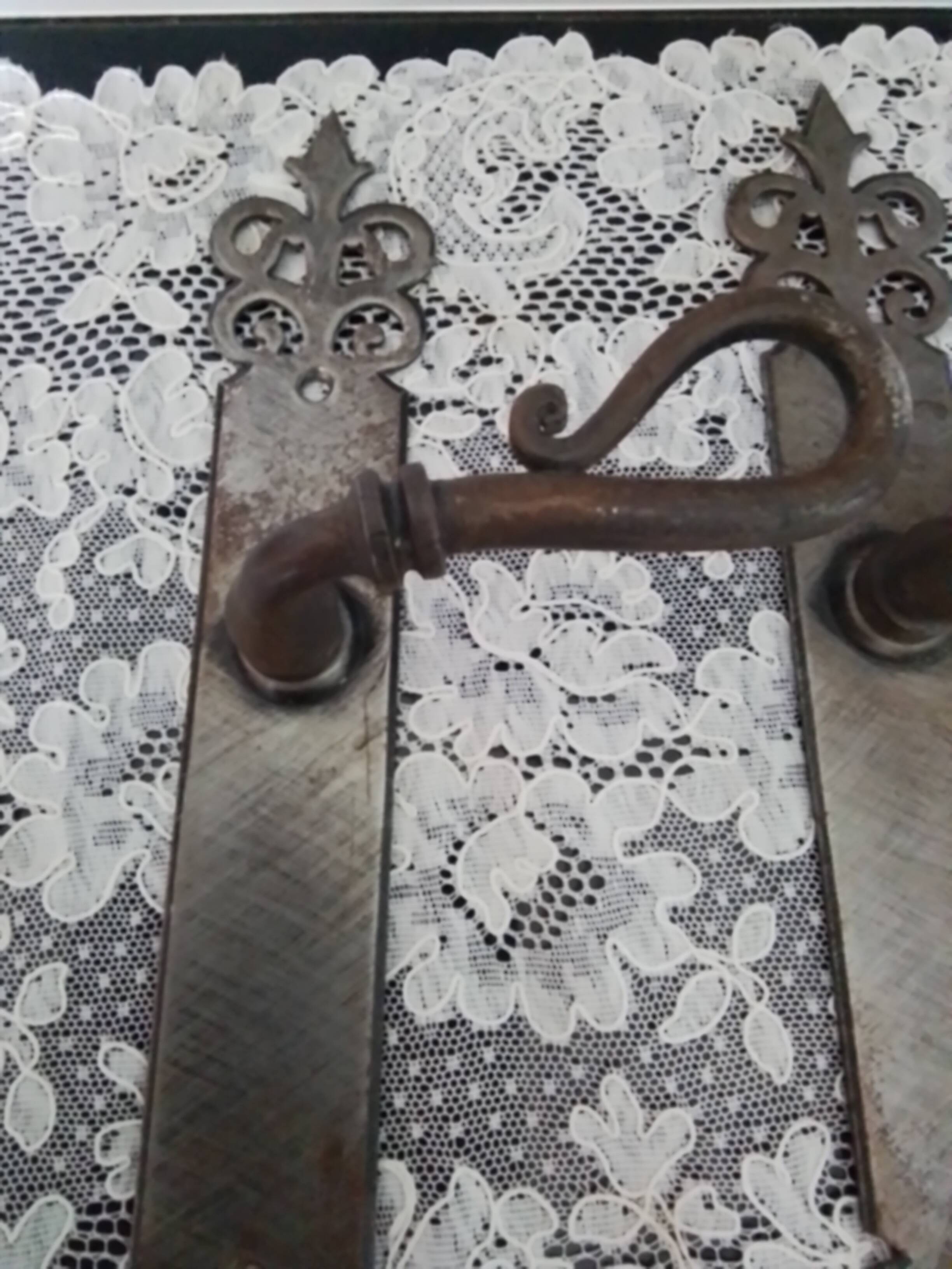 2 door handles old style