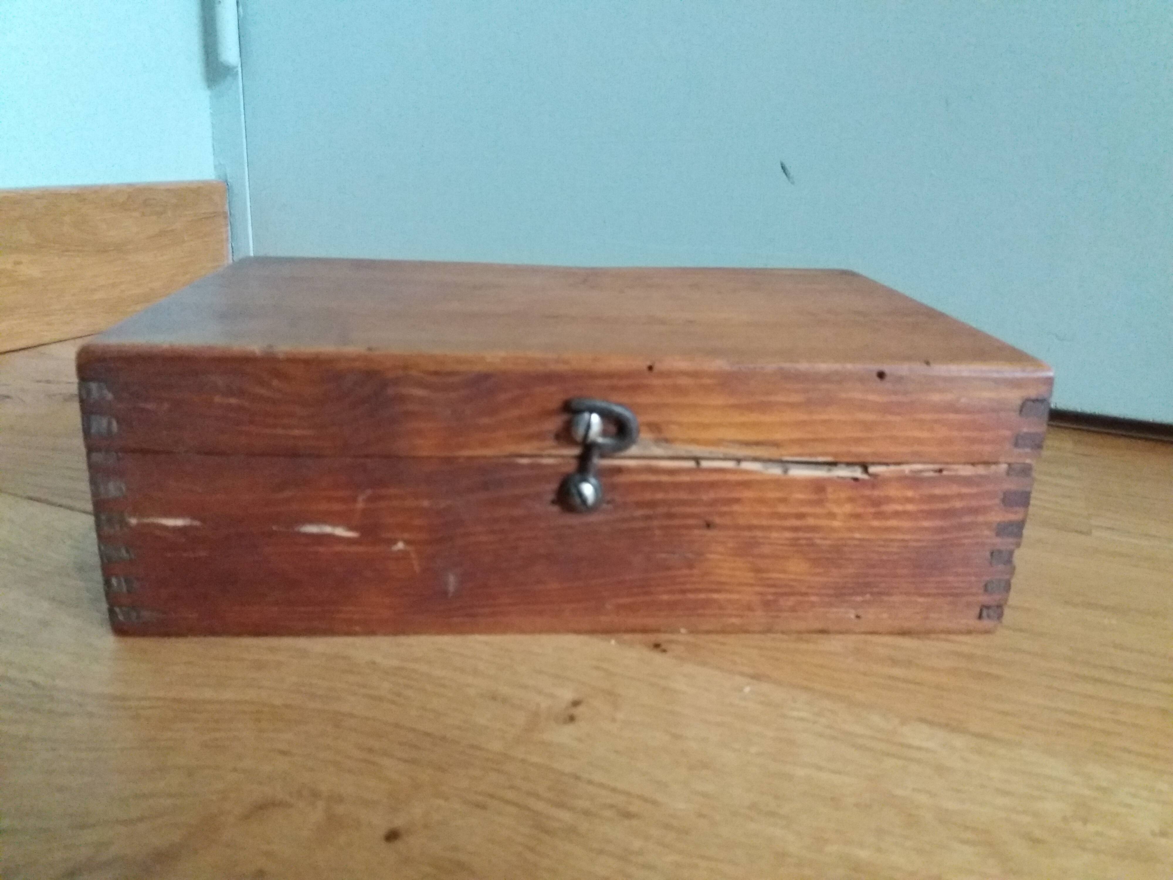 Wooden box