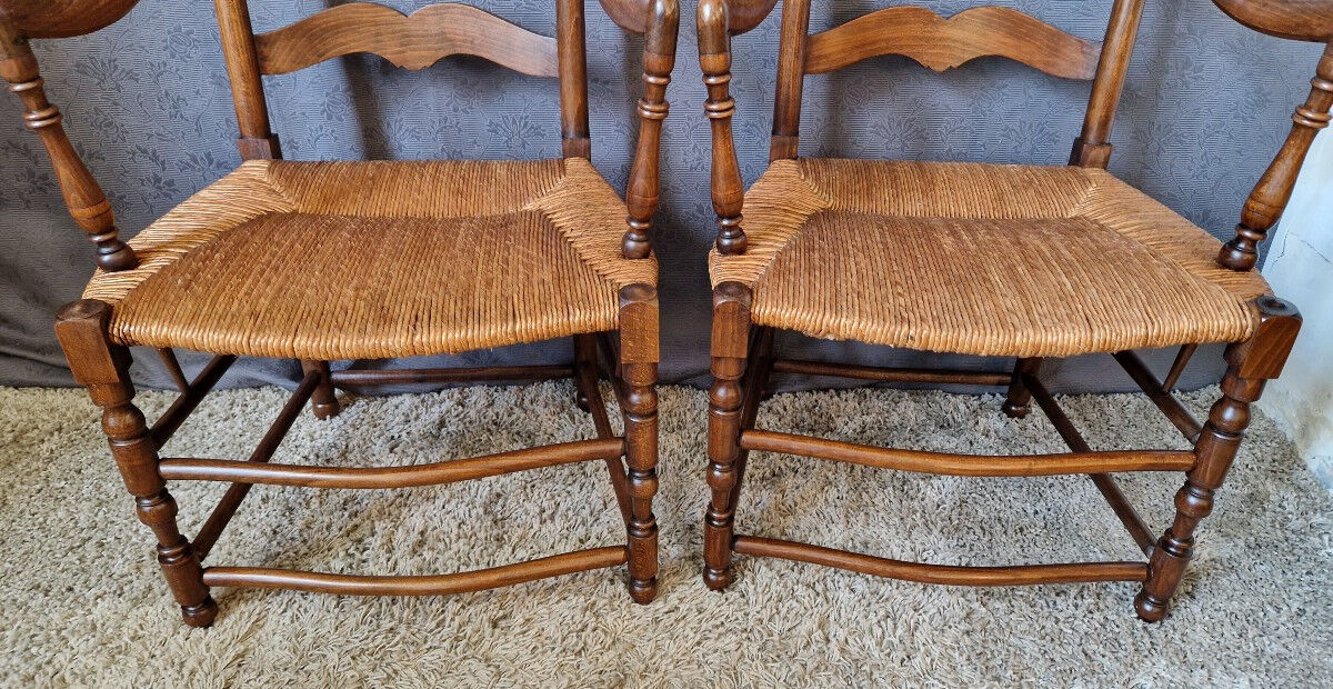 Paire de fauteuil de style provencale