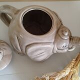 Elephant teapot