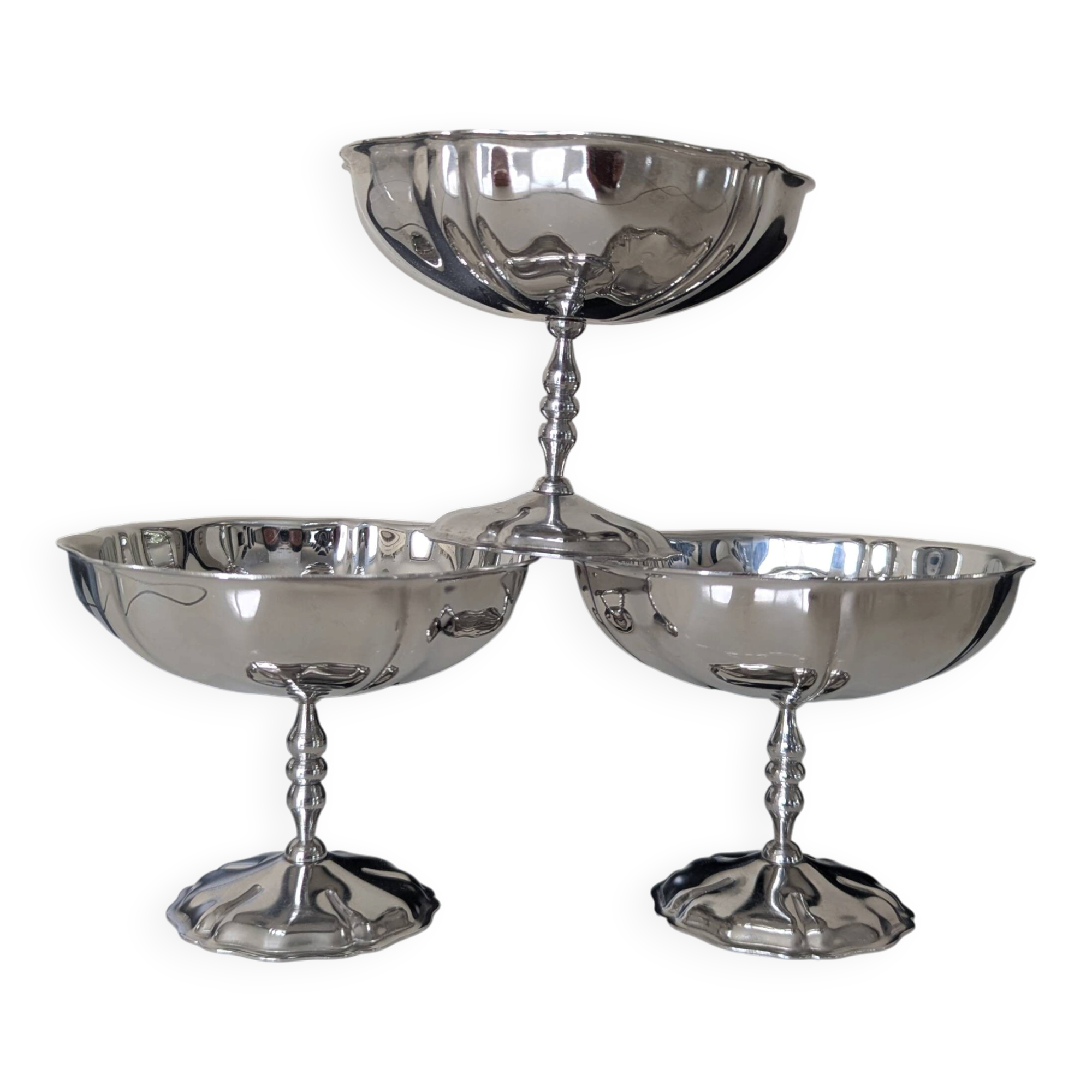 Set of 3 footed ice cream bowls