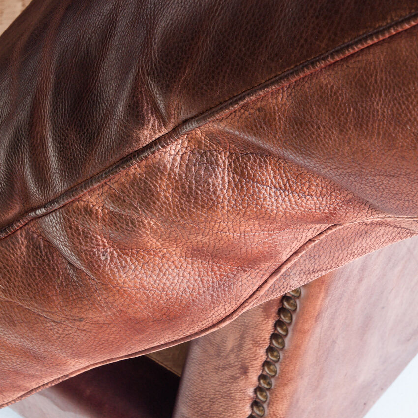 Vintage leather sofa. Edited by Mantellassi. Italy, 90s