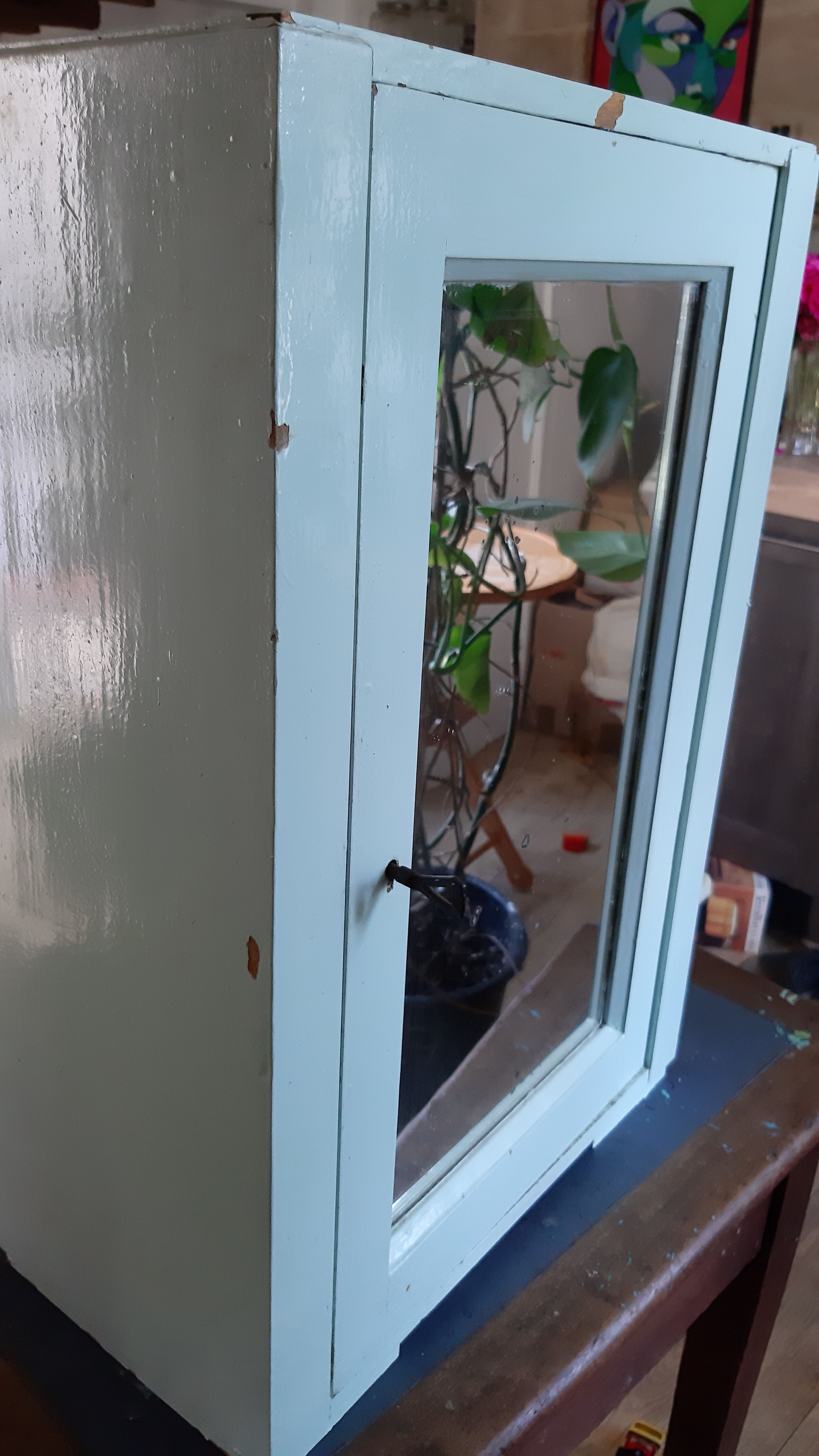 50's mint green medicine cabinet