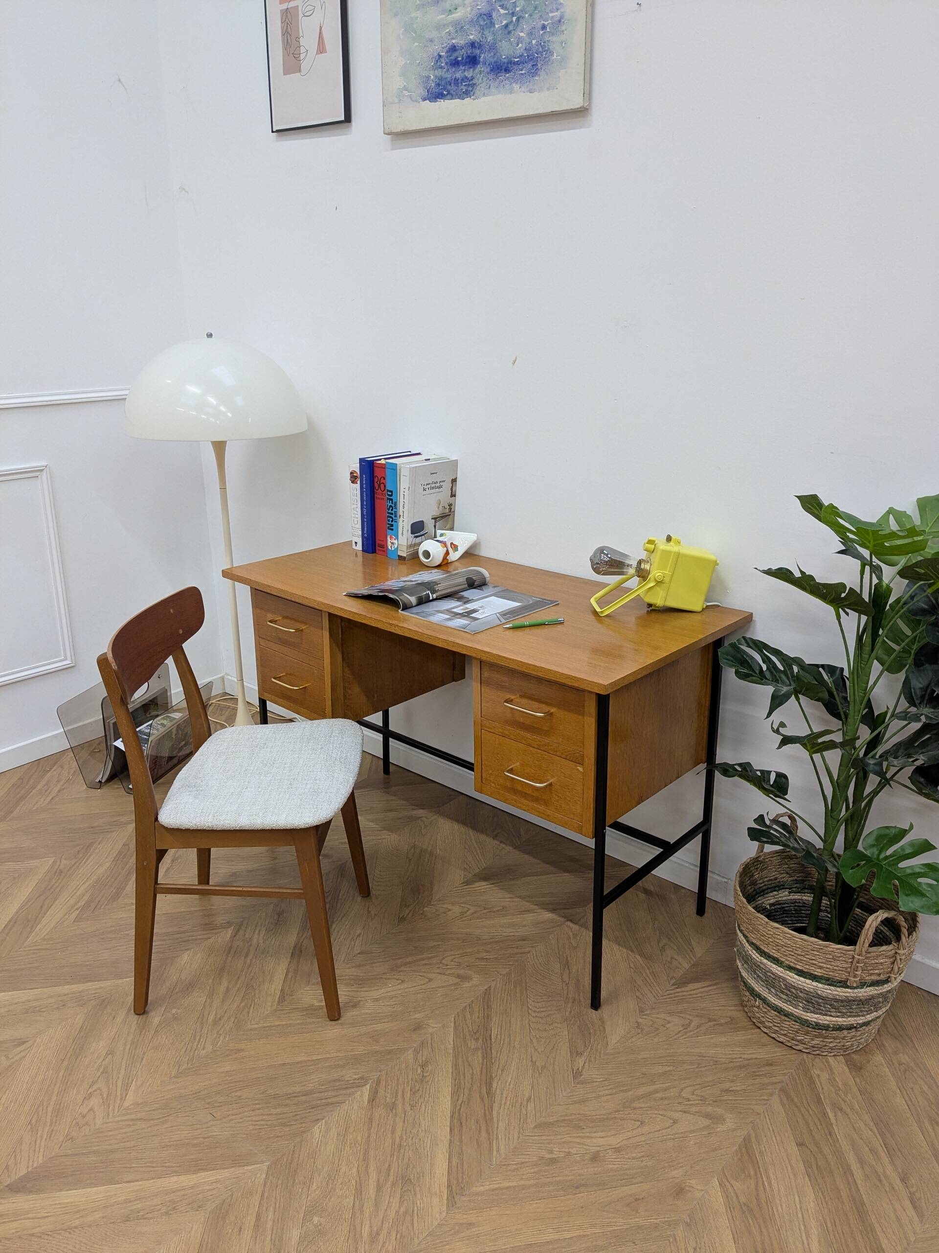 Modernist desk