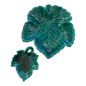 Set of leaf dishes