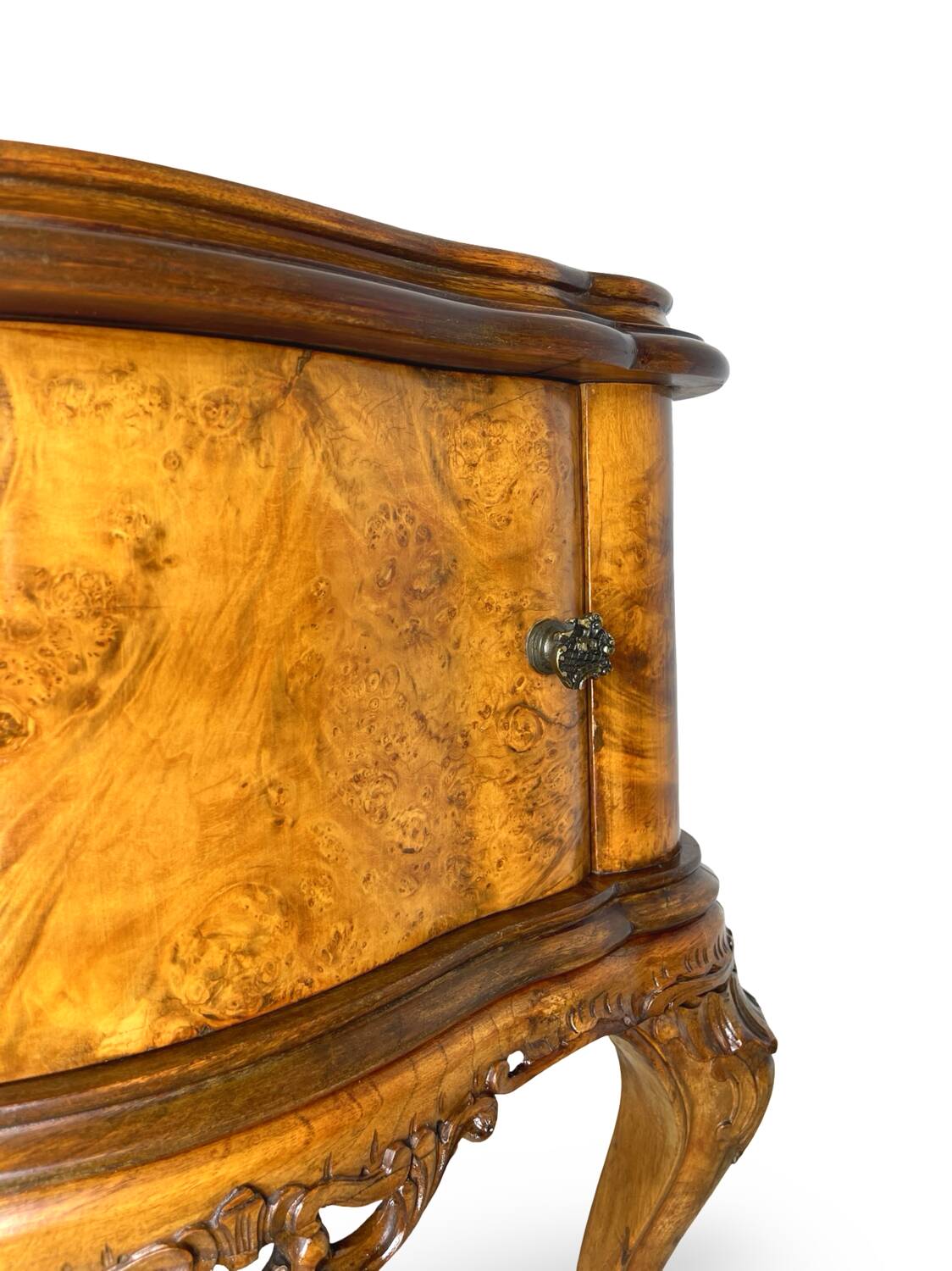 Italian Chippendale bed side tables/nightstands, 1940s/1950s.