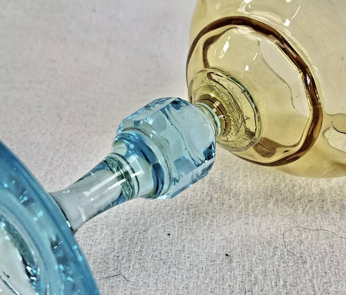 6 anciens verres à vin eau bicolores George Sand