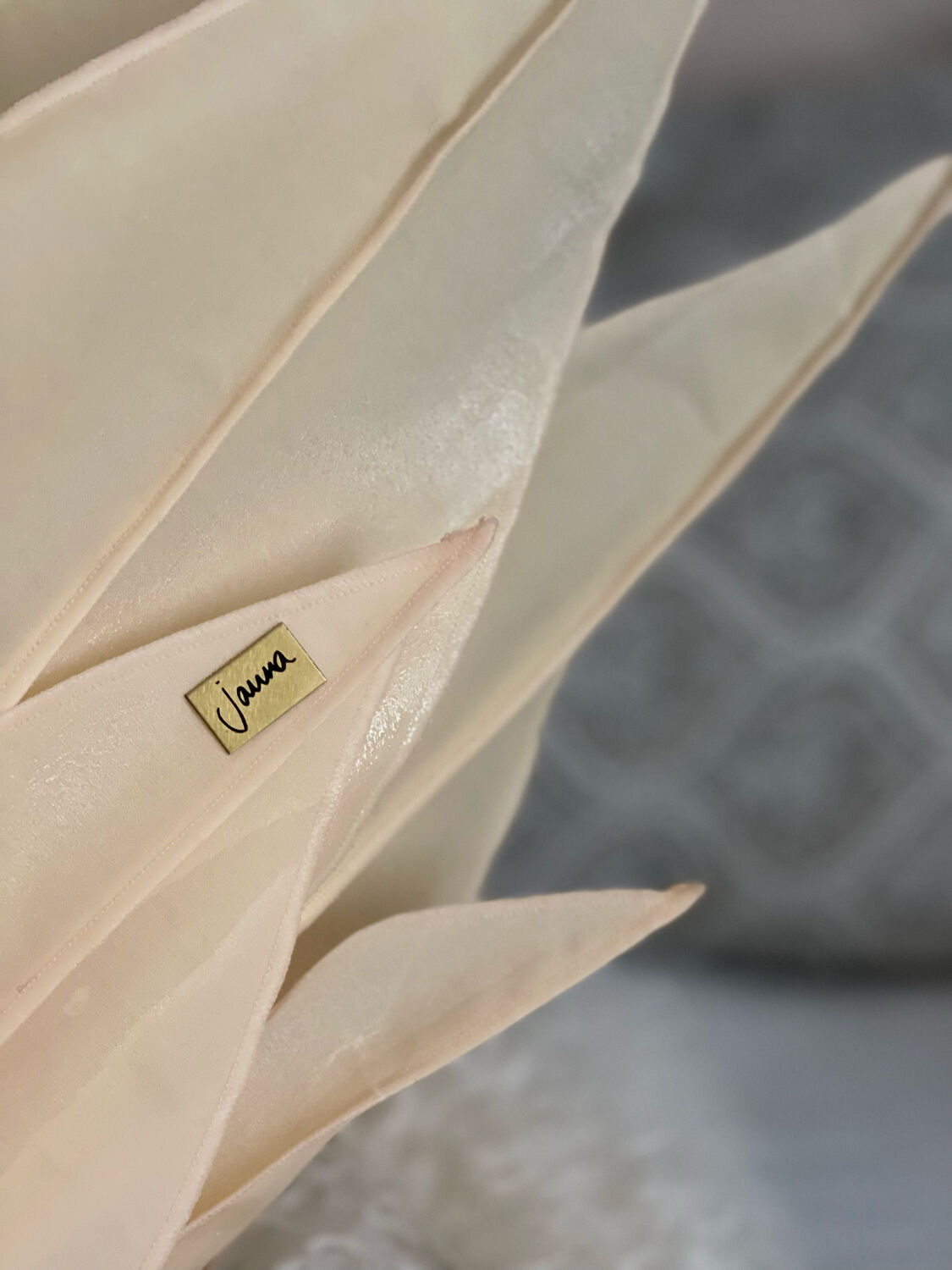 Jannalights handkerchief lamp