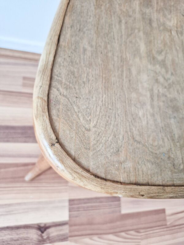 Chaise de bistrot en bois tourné , Fischel