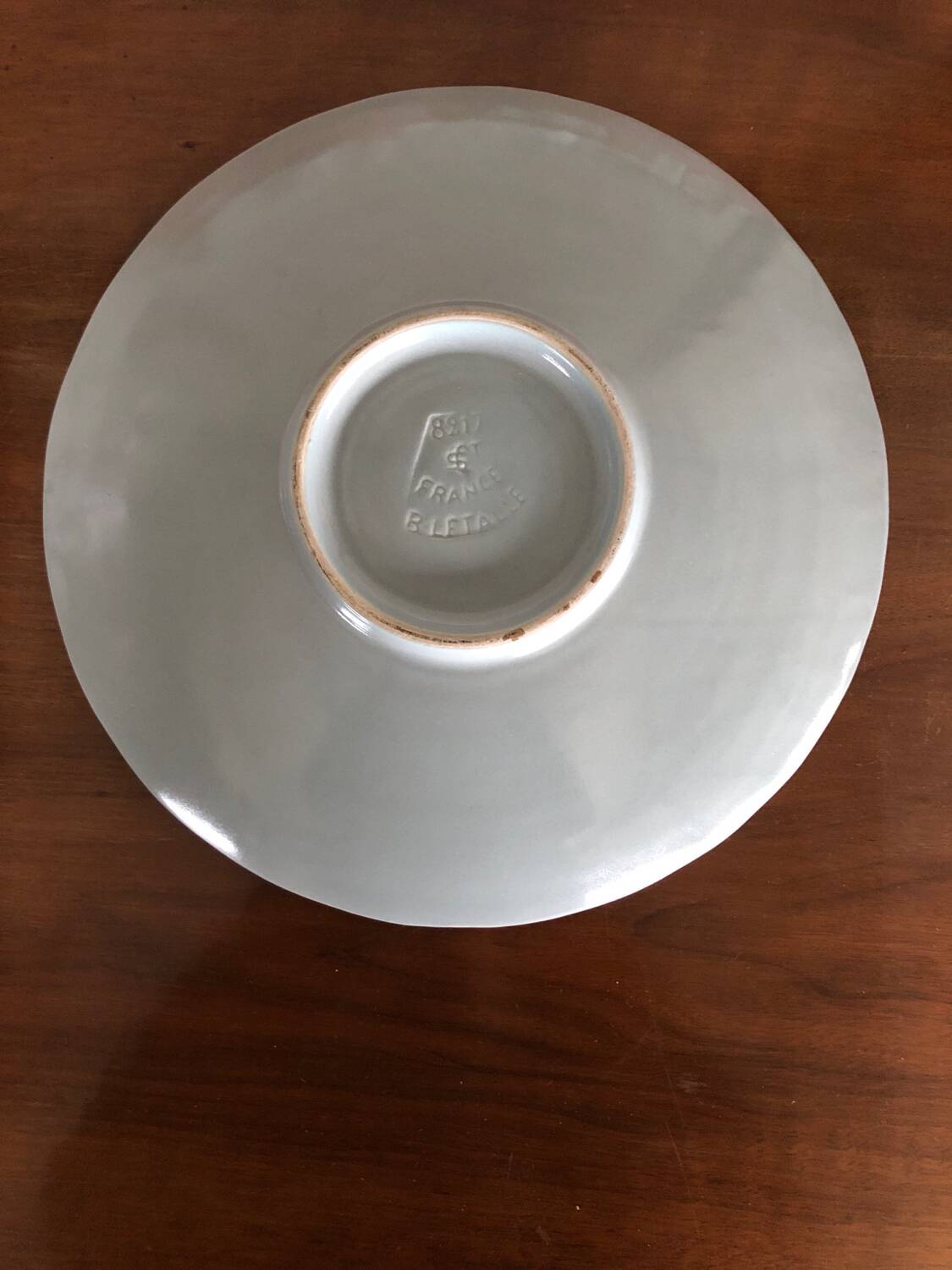 Saint Clément earthenware dish signed Béatrice Letalle