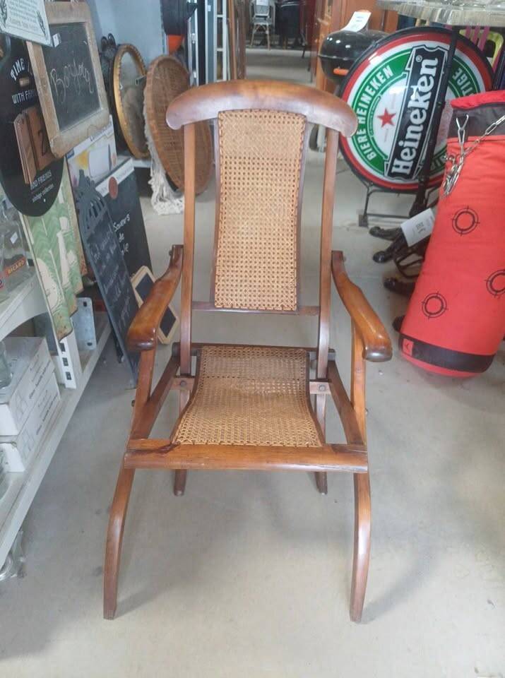 Boat deck lounge chair