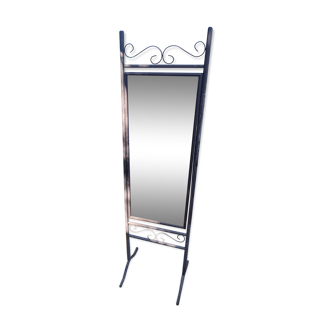 Mirror on foot in reclining wrought iron