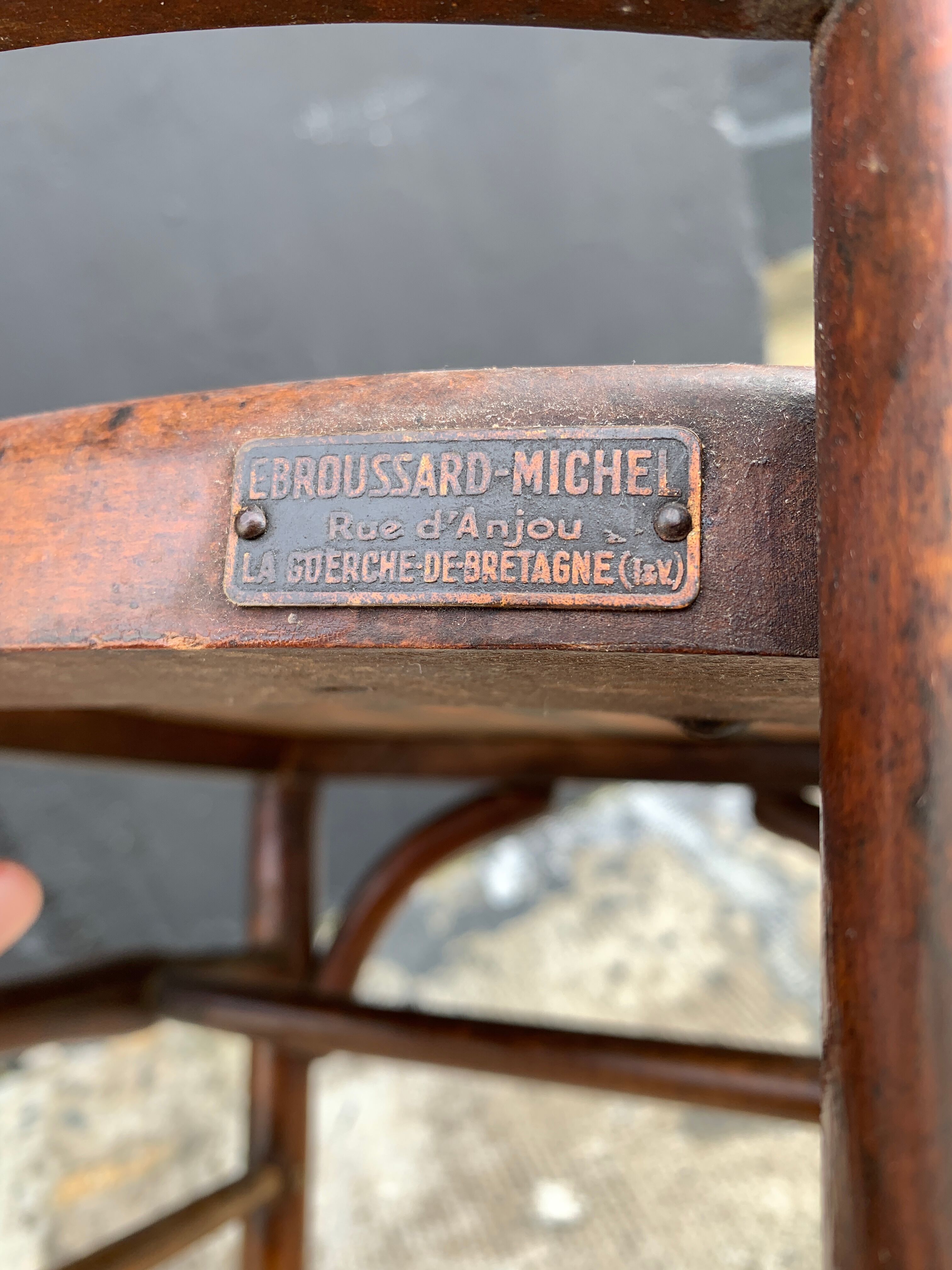 Set of 4 curved wooden bistro chairs