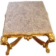 Table de milieu en bois doré table basse Louis XVI