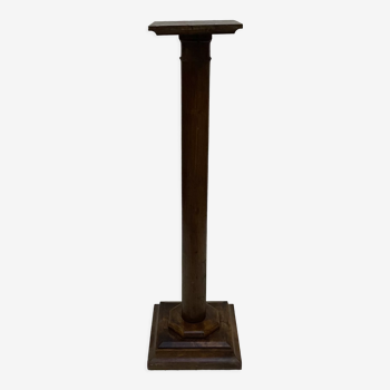 Solid wood pedestal column harness