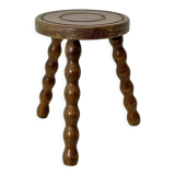 Tripod twisted feet stool