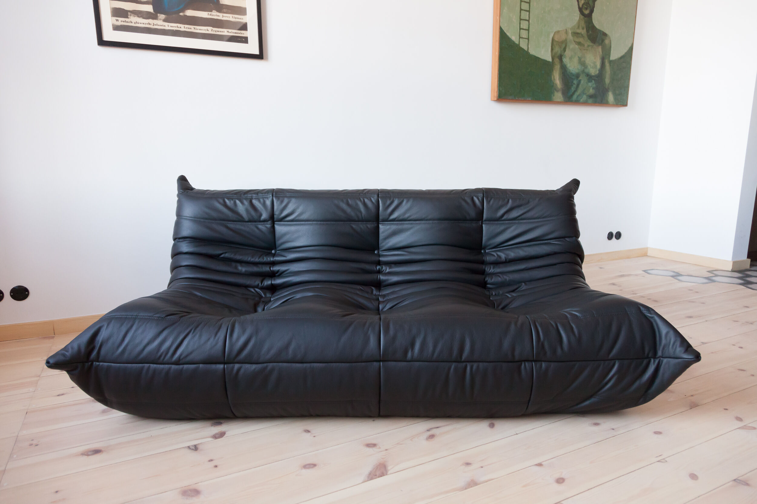 Togo sofa set model designed by Michel Ducaroy 1973