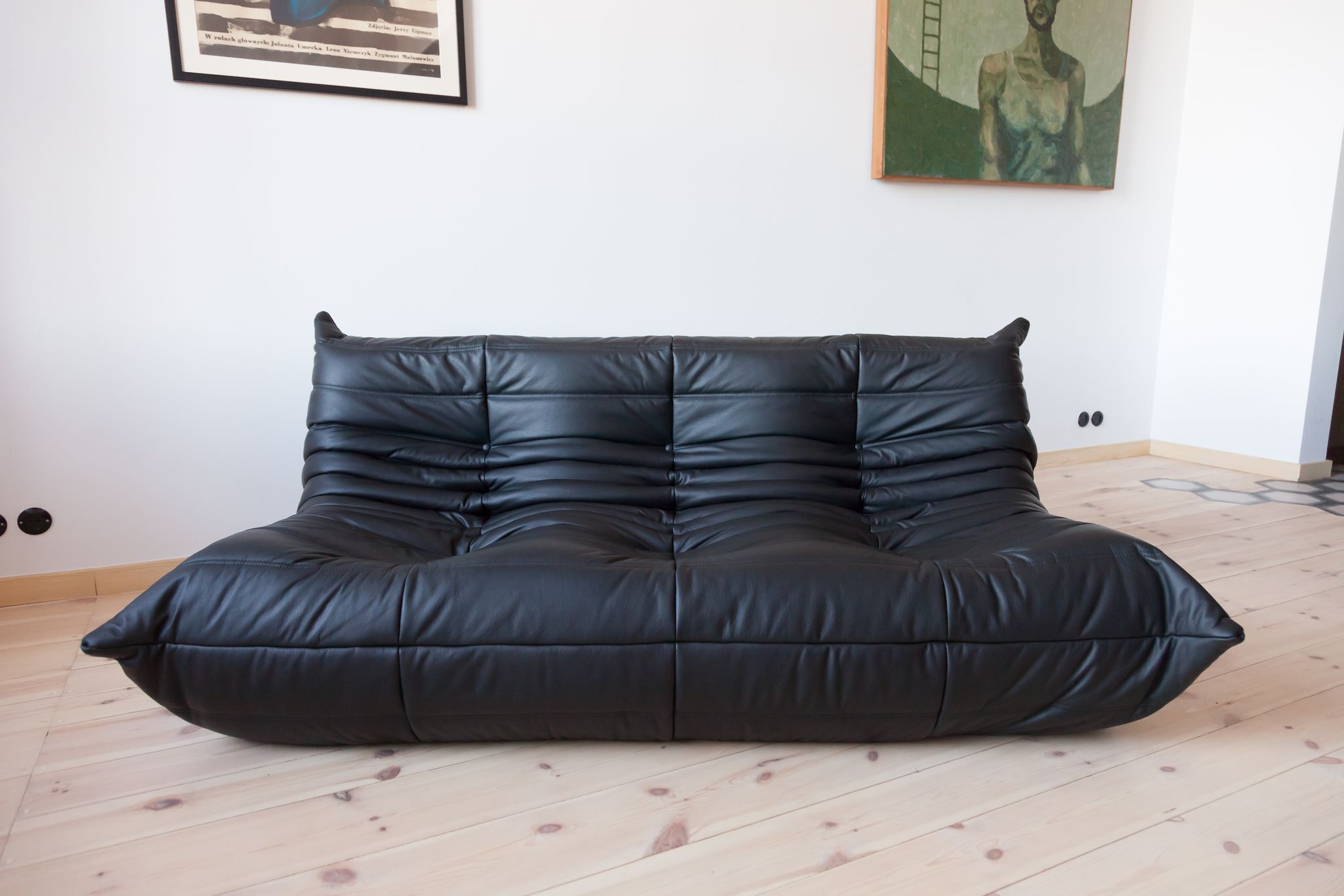 Togo sofa set model designed by Michel Ducaroy 1973