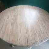Round table for 12 people
