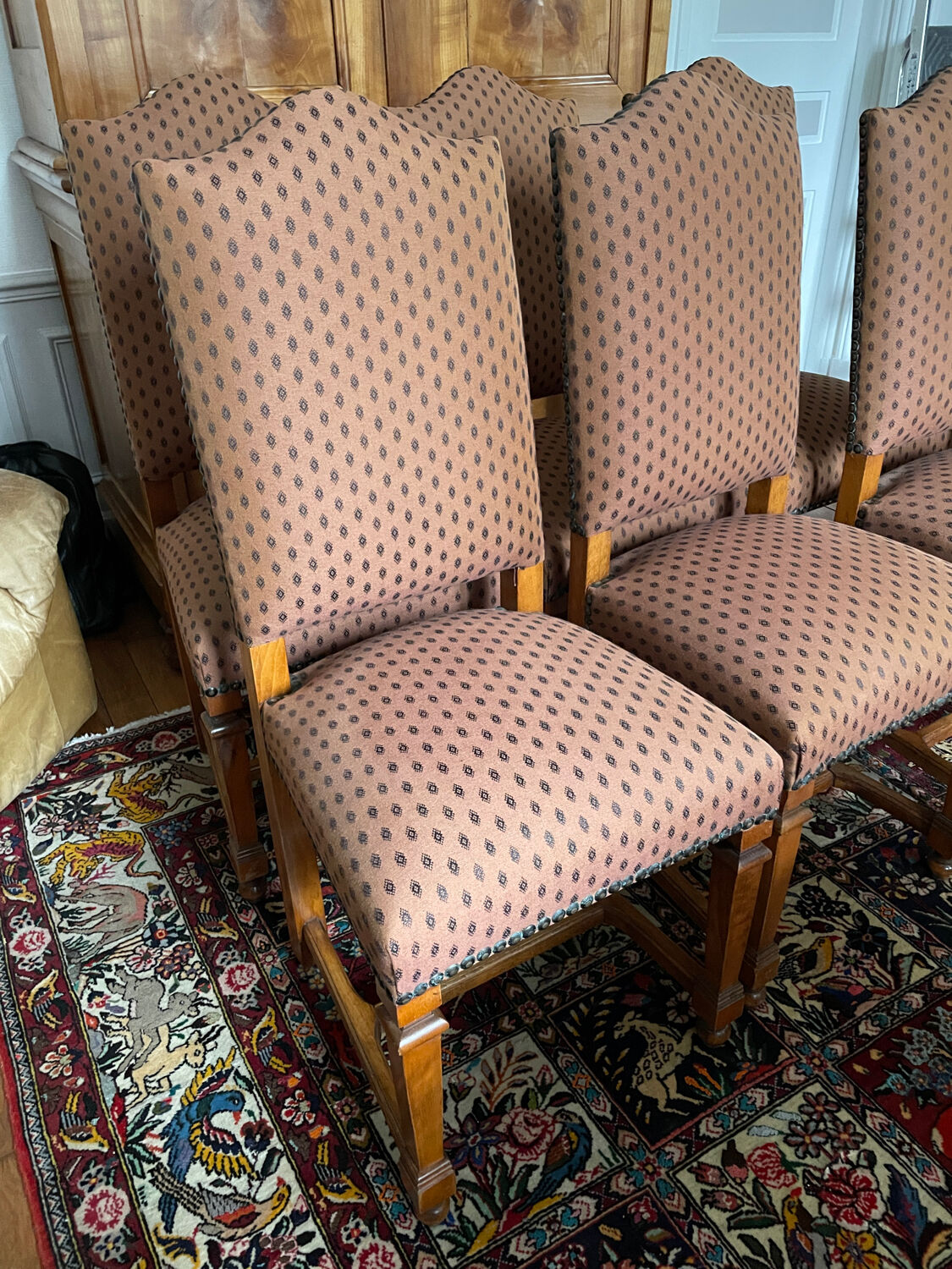 Set of 6 Louis XIII chairs