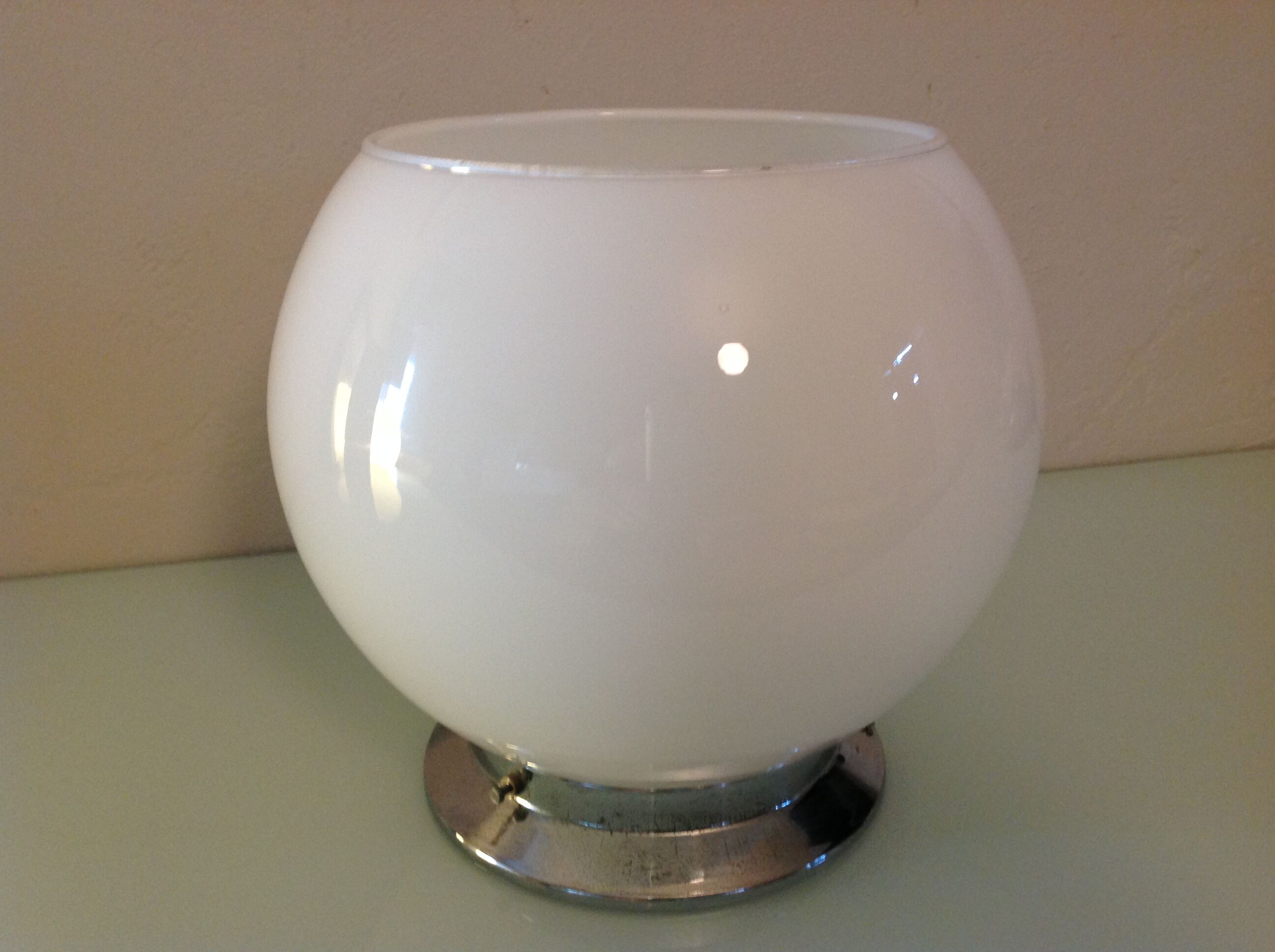 Ceiling light globe opened in opaline white vintage 60