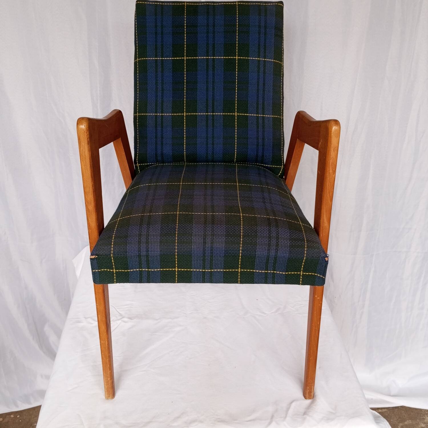 Fauteuil vintage en bois et tissu