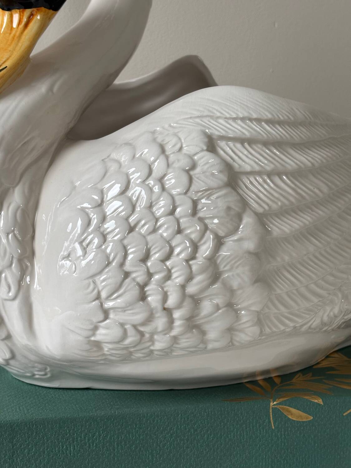 Ceramic swan planter