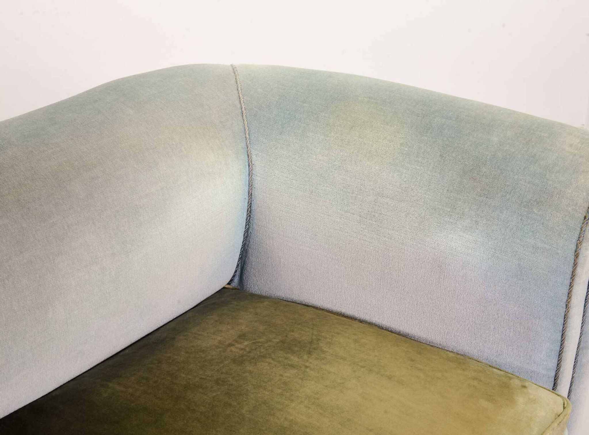 Chesterfield Duotone 2-Seat Sofa in Frosted Blue & Green Velvet 1950s