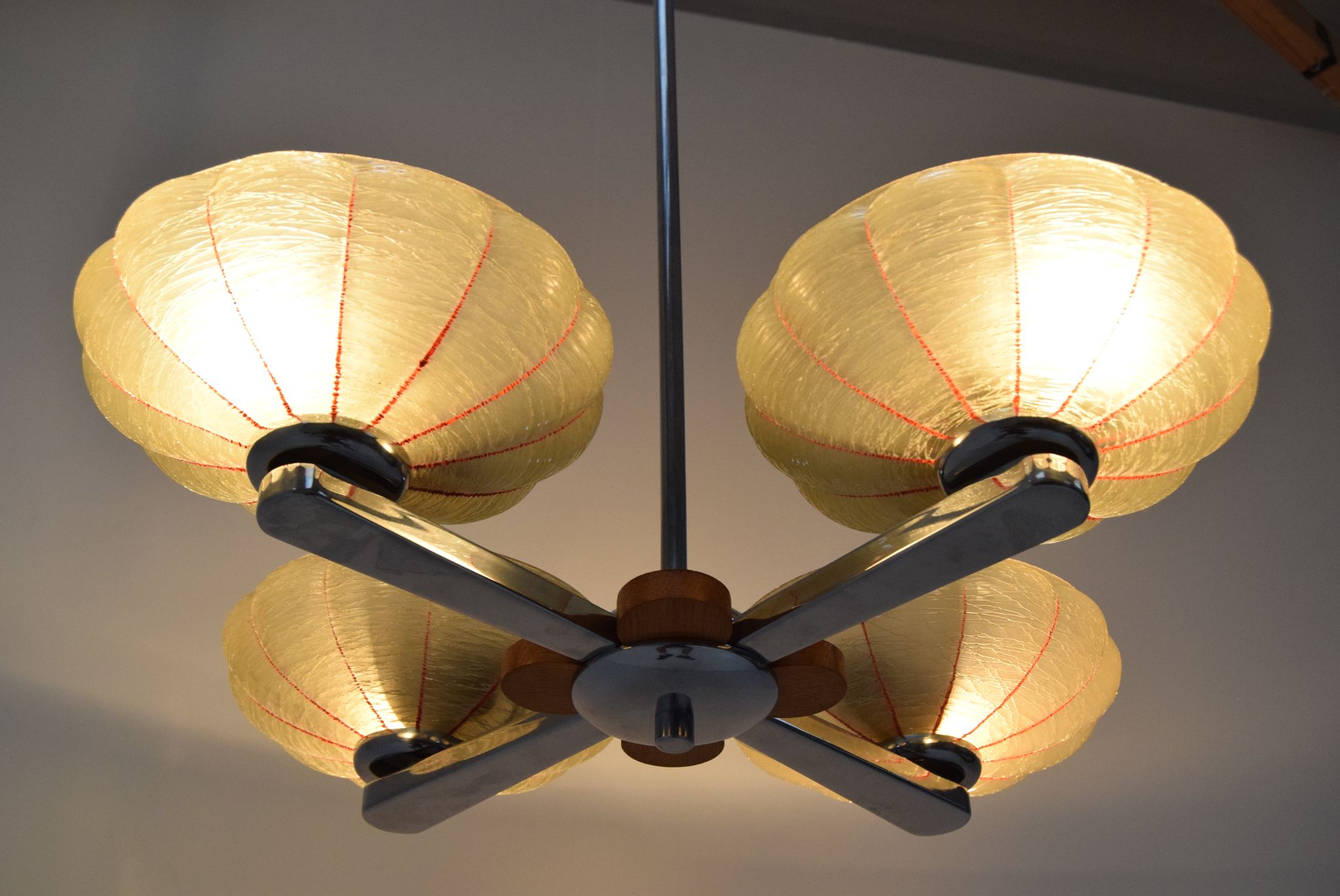 Lustre du milieu du siècle Napako années 1950