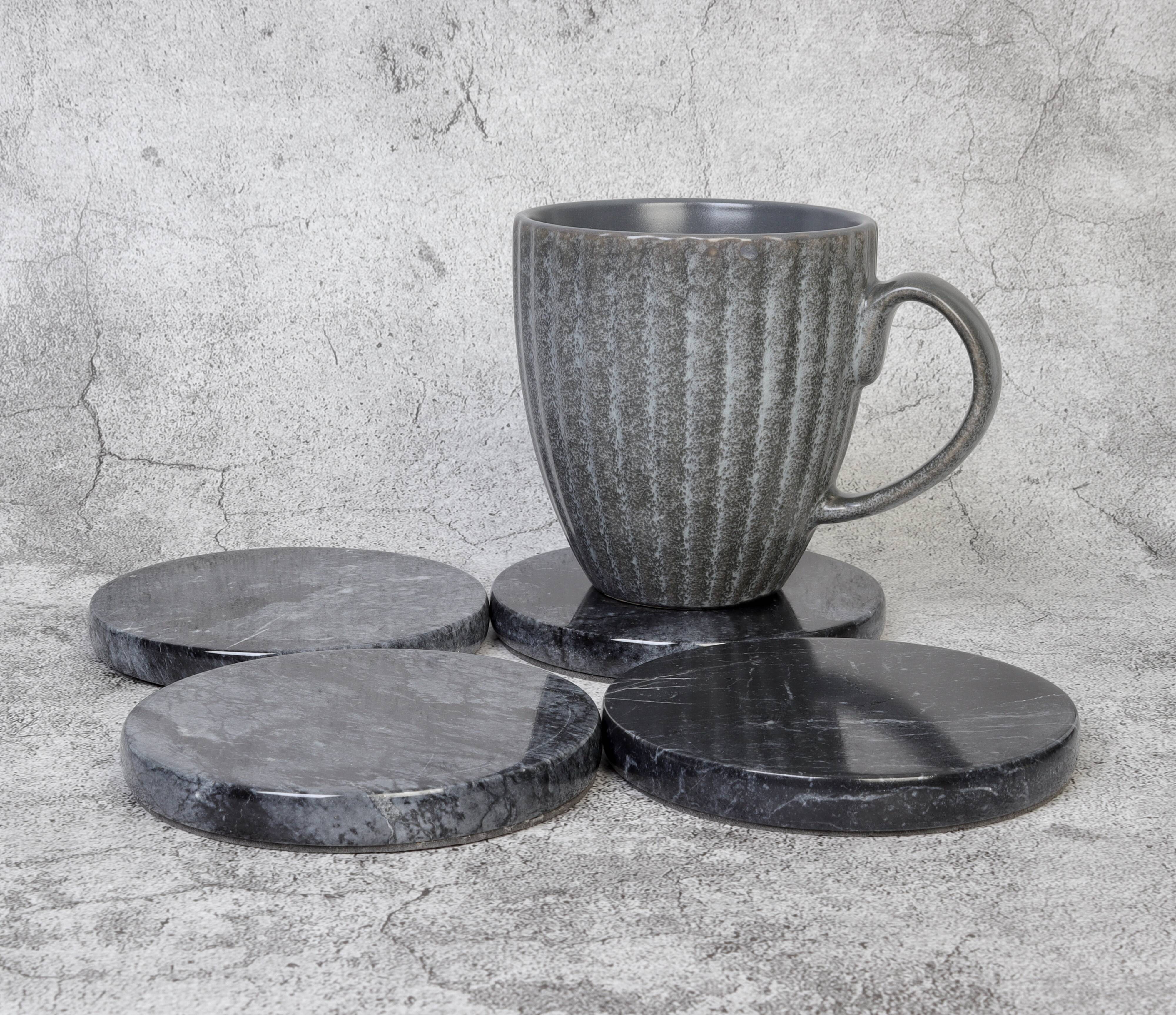 Gabriella – Black Round Natural Marble Coasters - set of 4