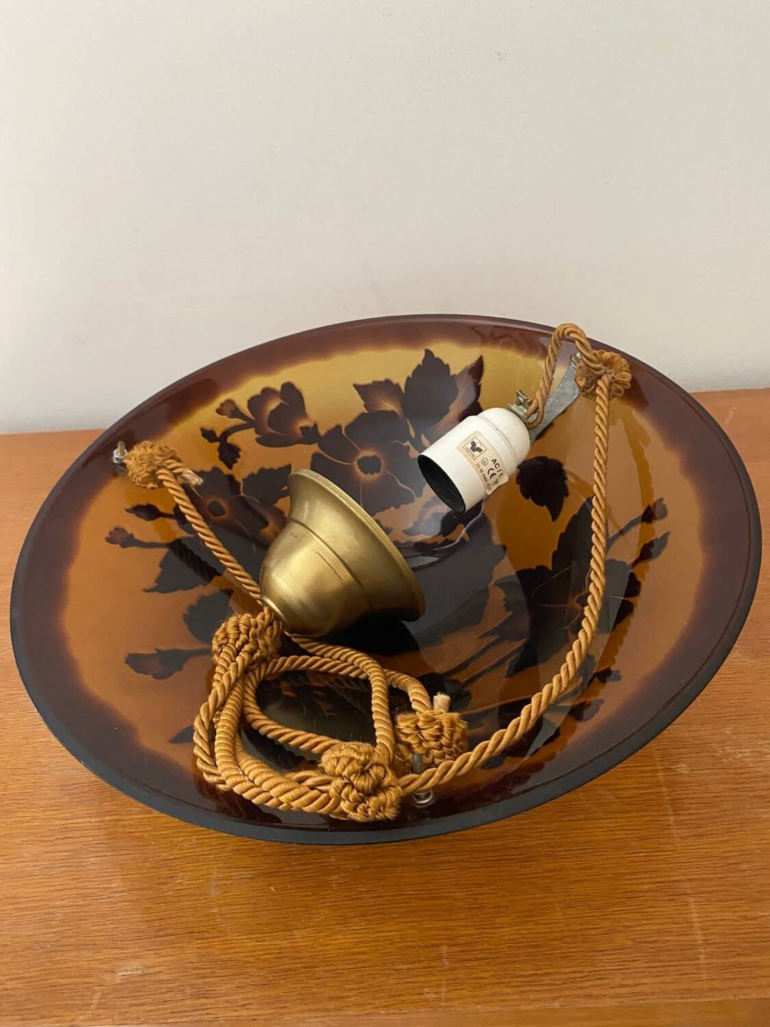 Art Nouveau 1-light basin pendant light signed by Vianne in glass paste