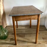 Kitchen table