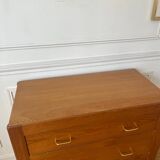 Vintage wooden chest of drawers