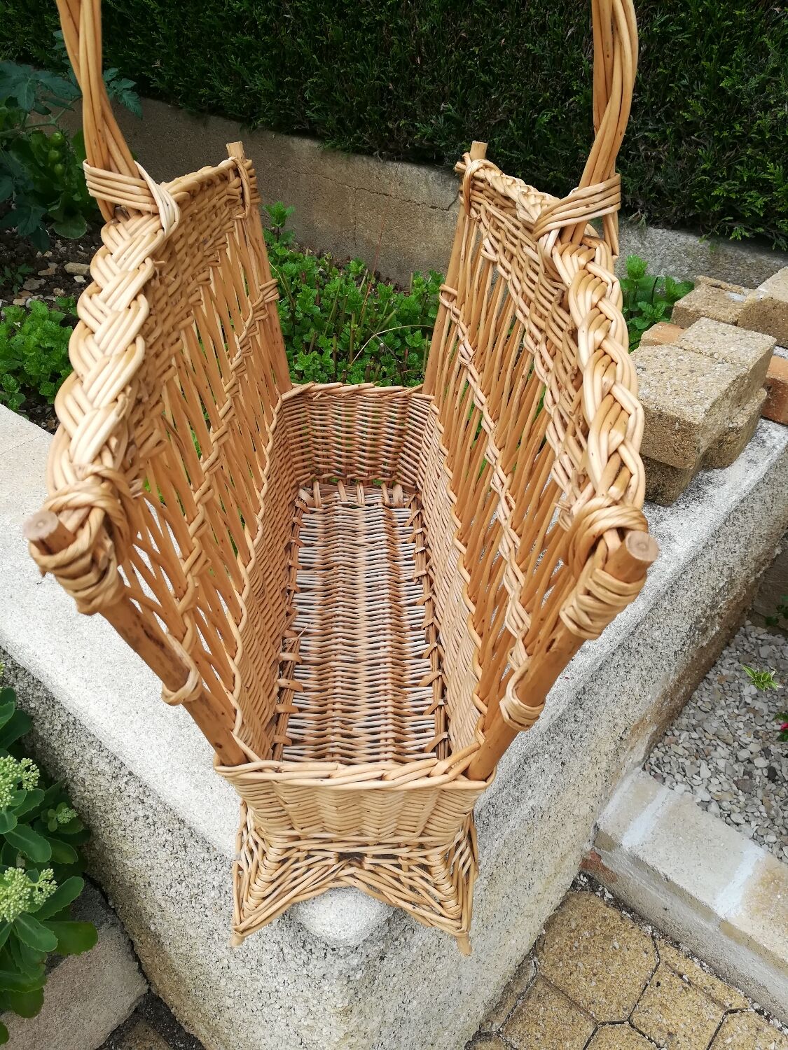 Wicker magazine rack