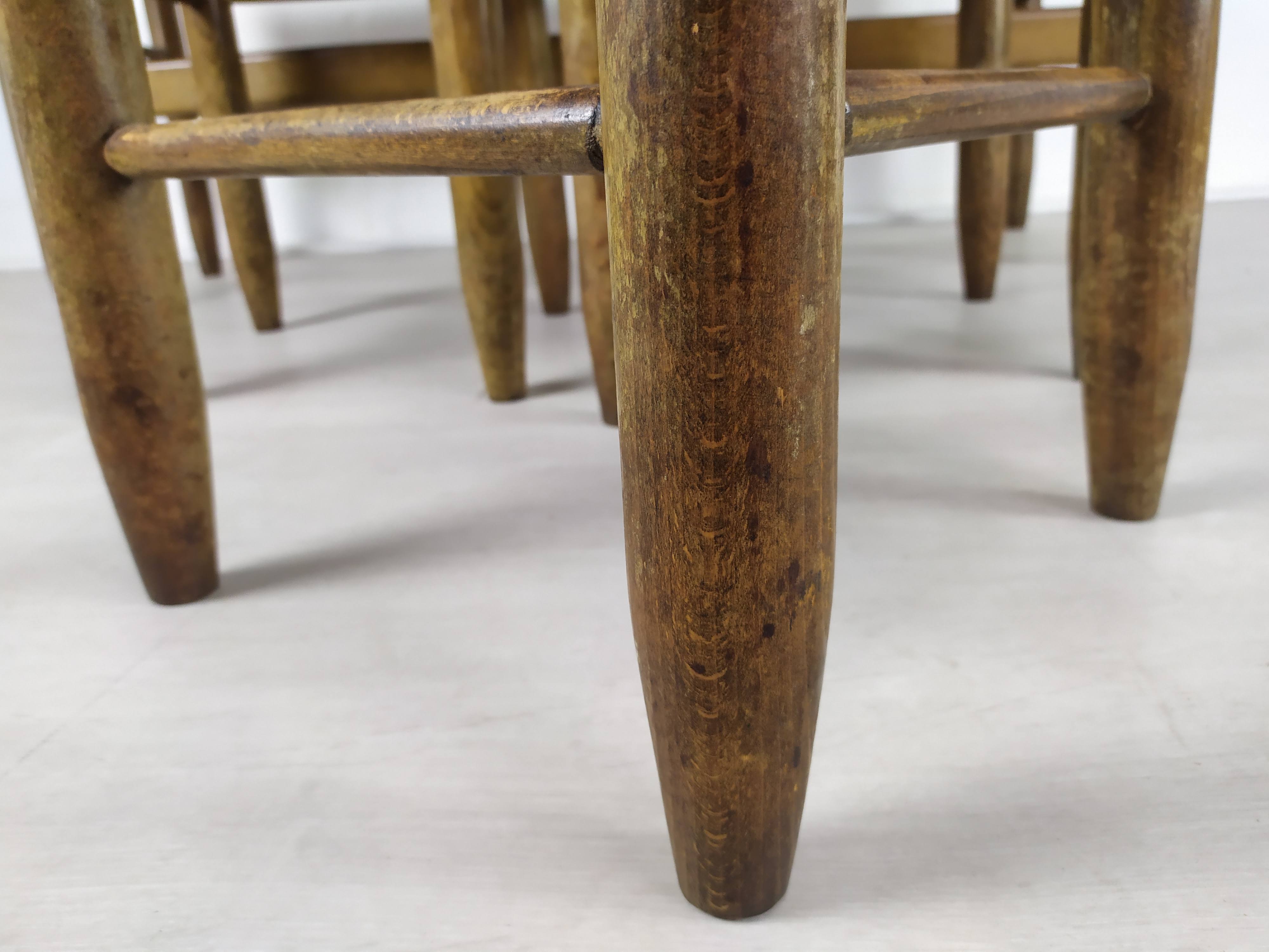 Tabourets et banquette paillé