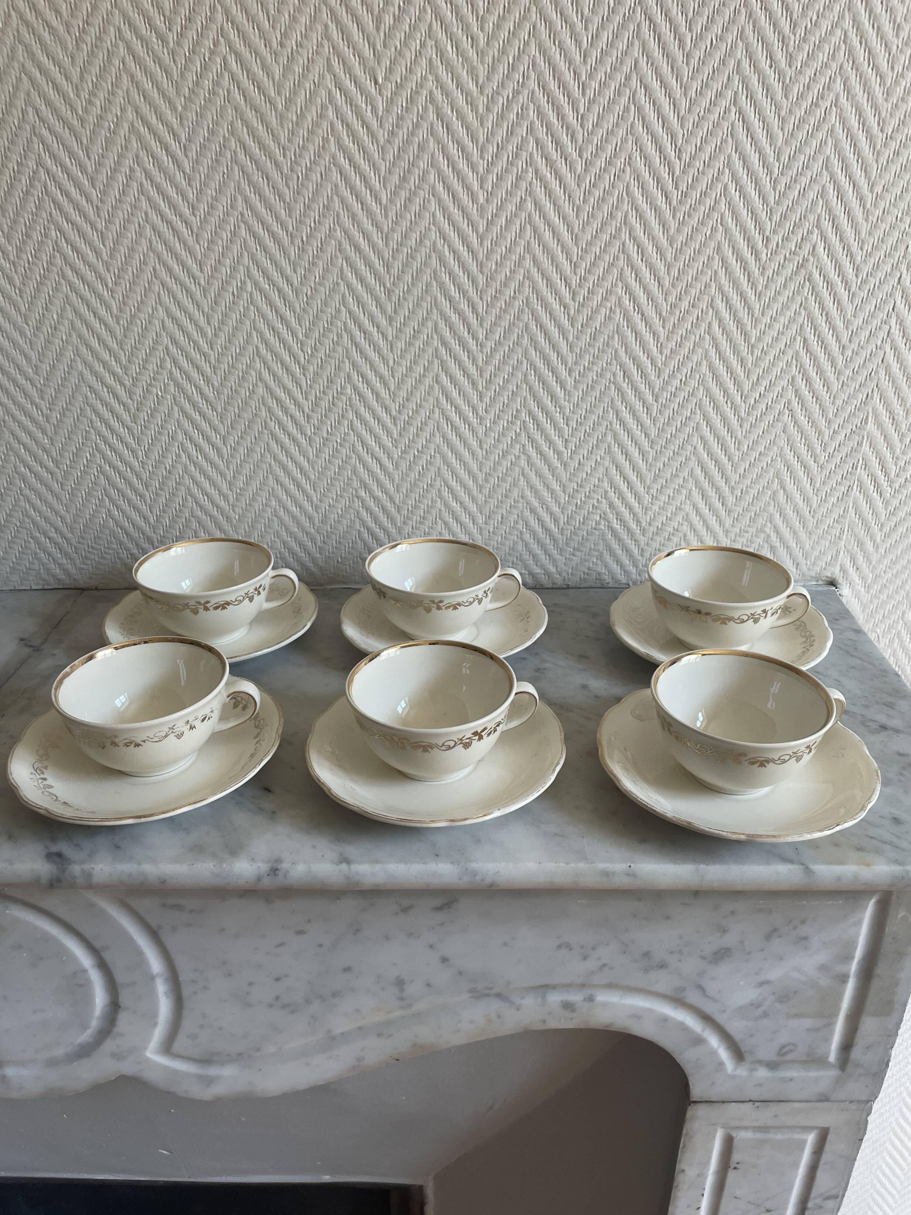 Set of six Villeroy and Boch cups