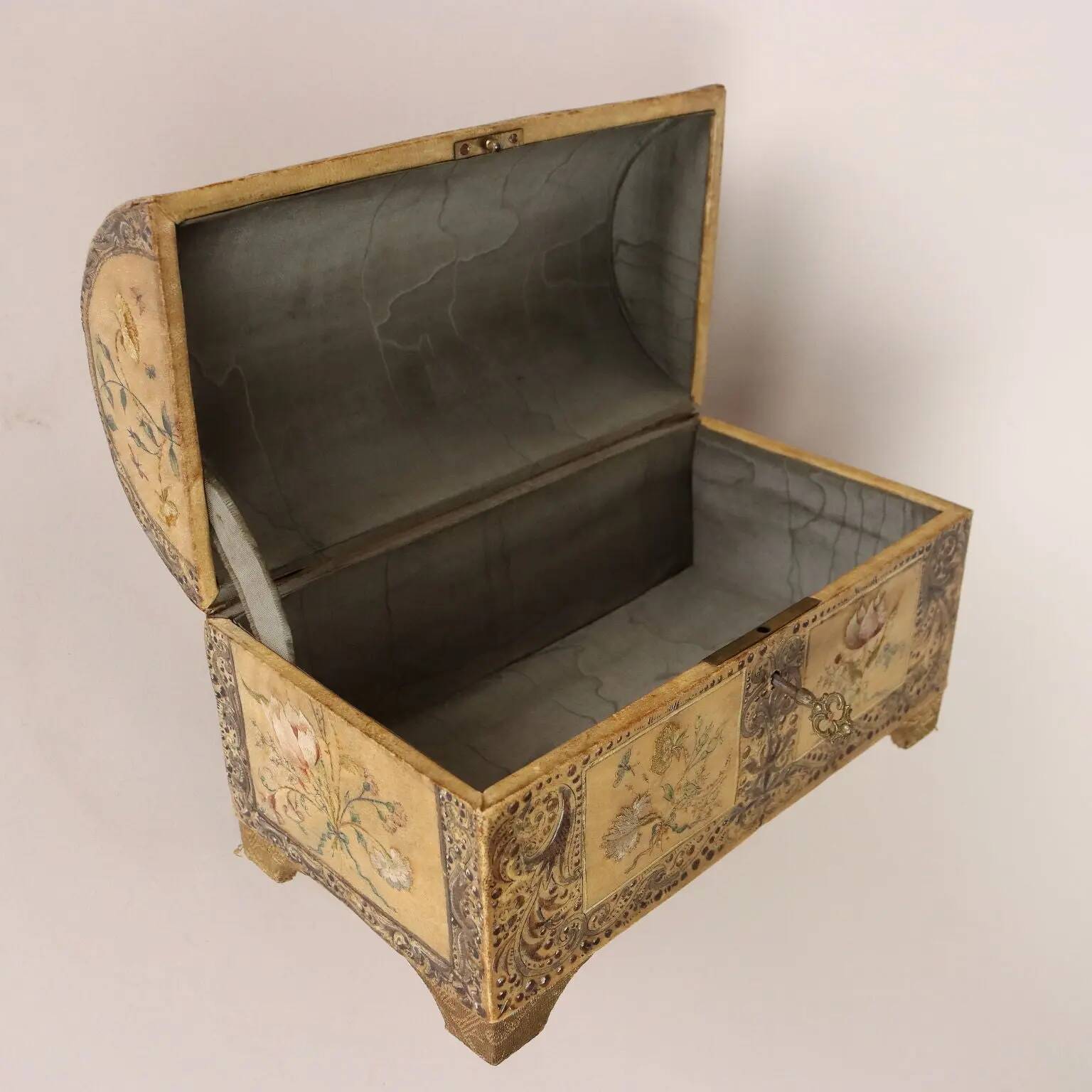 Antique wooden box covered with painted parchment, Italy, 19th-20th century.