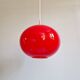 Grande suspension Space Age en opaline rouge, années 1960-70